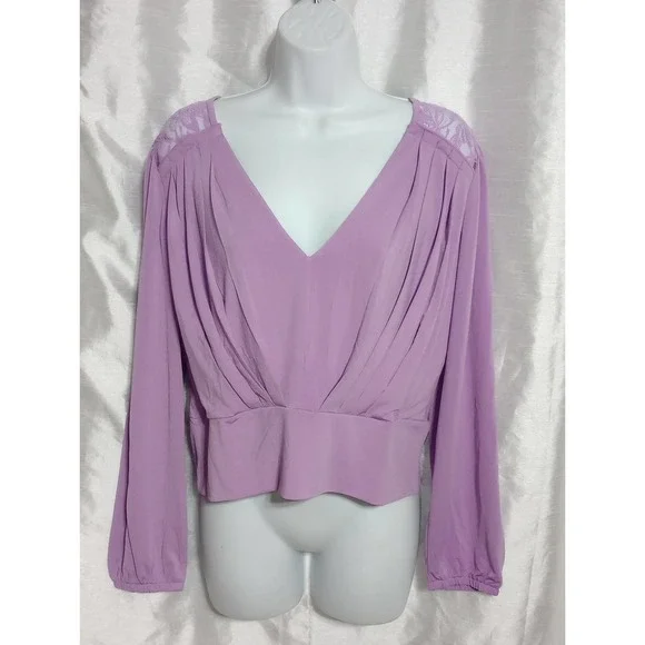 Sexy romantic VENUS Purple Top lavender Lace Floral BLOUSE - Picture 2 of 9